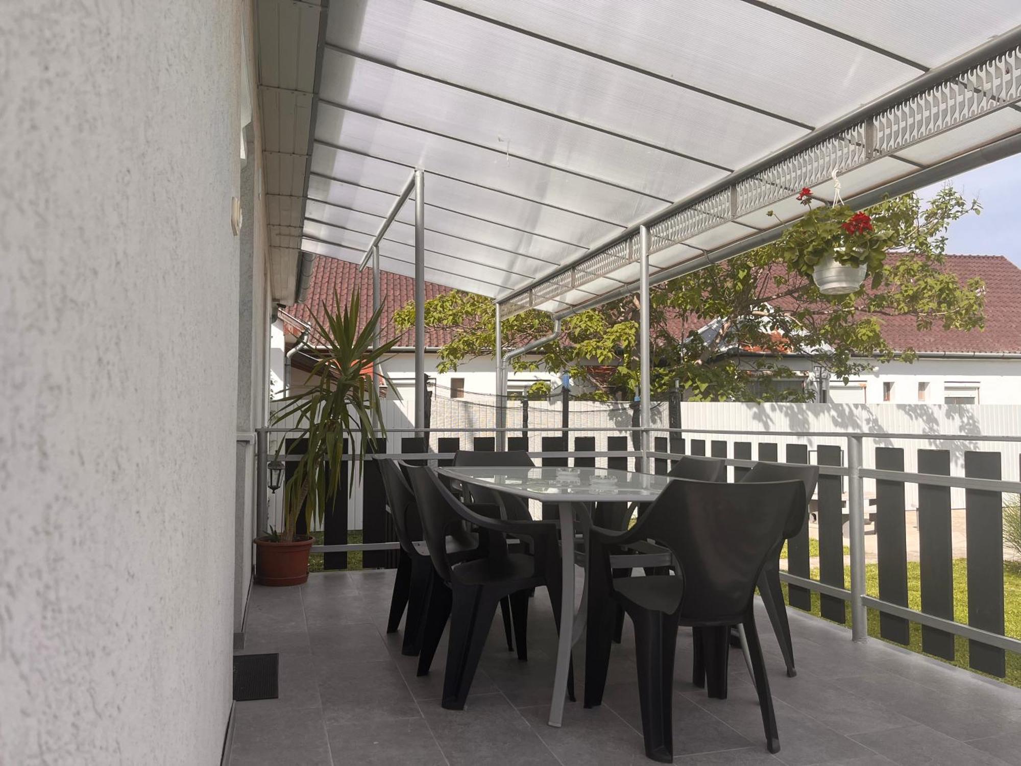 Pandora Pool Apartman Hajdúszoboszló 外观 照片