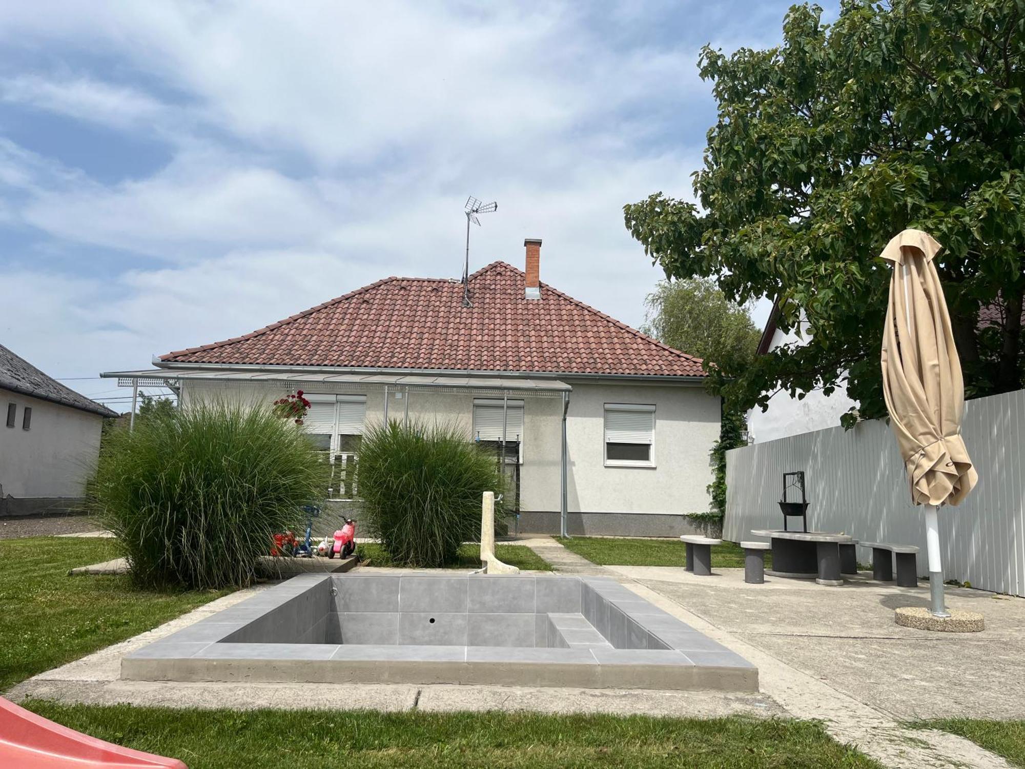 Pandora Pool Apartman Hajdúszoboszló 外观 照片
