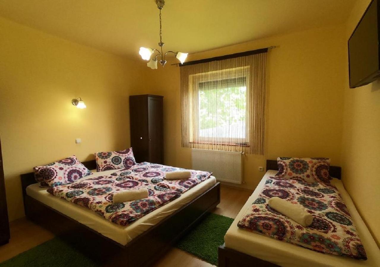 Pandora Pool Apartman Hajdúszoboszló 外观 照片