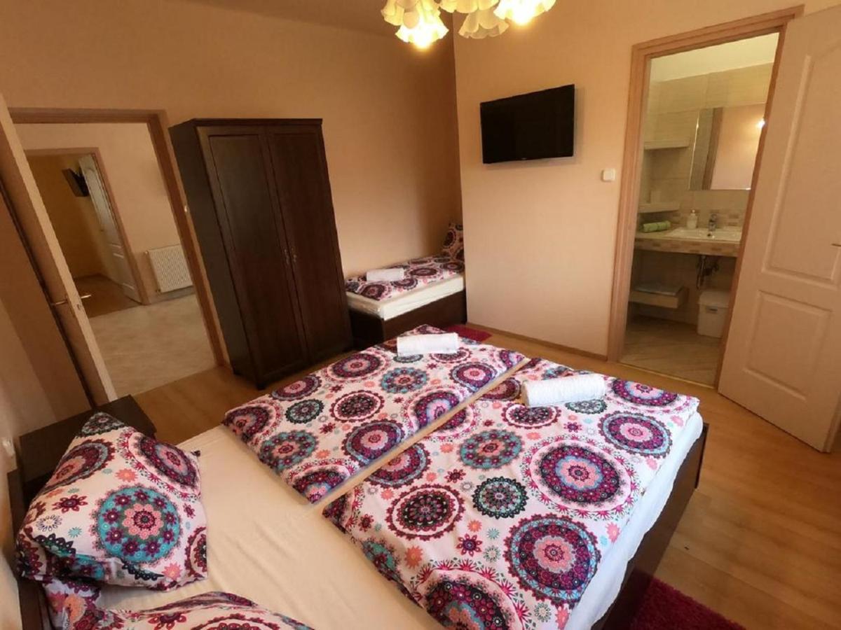 Pandora Pool Apartman Hajdúszoboszló 外观 照片